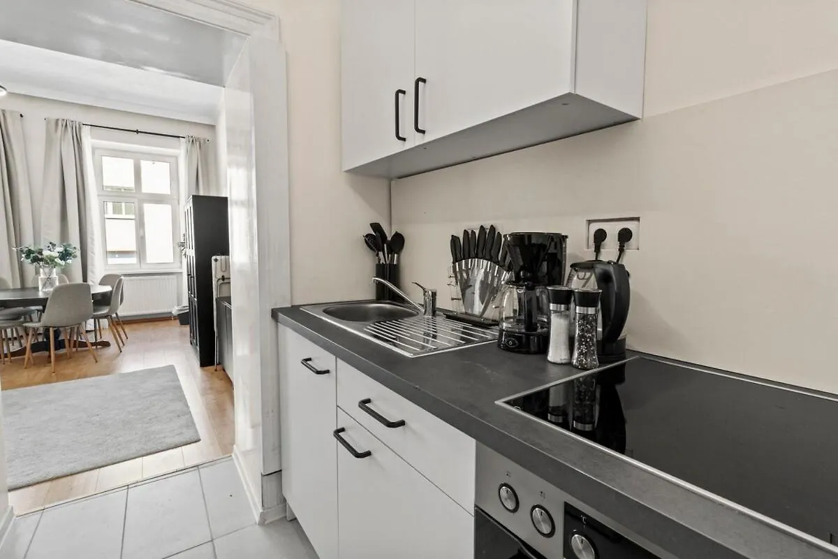 Apartment 3 Min To U6 Metro I Close To Akh I Fast Wifi Vienna