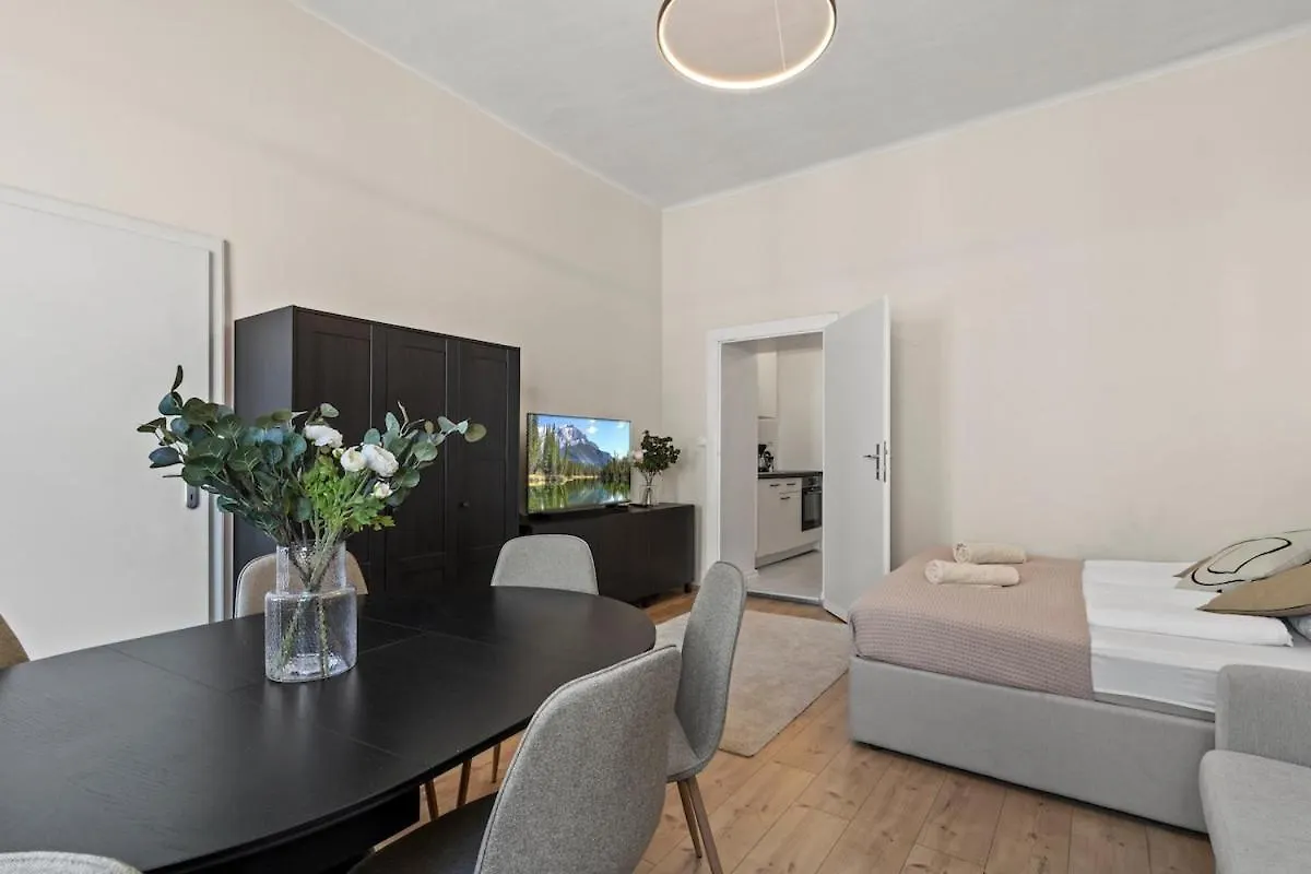 3 Min To U6 Metro I Close To Akh I Fast Wifi Vienna Apartment